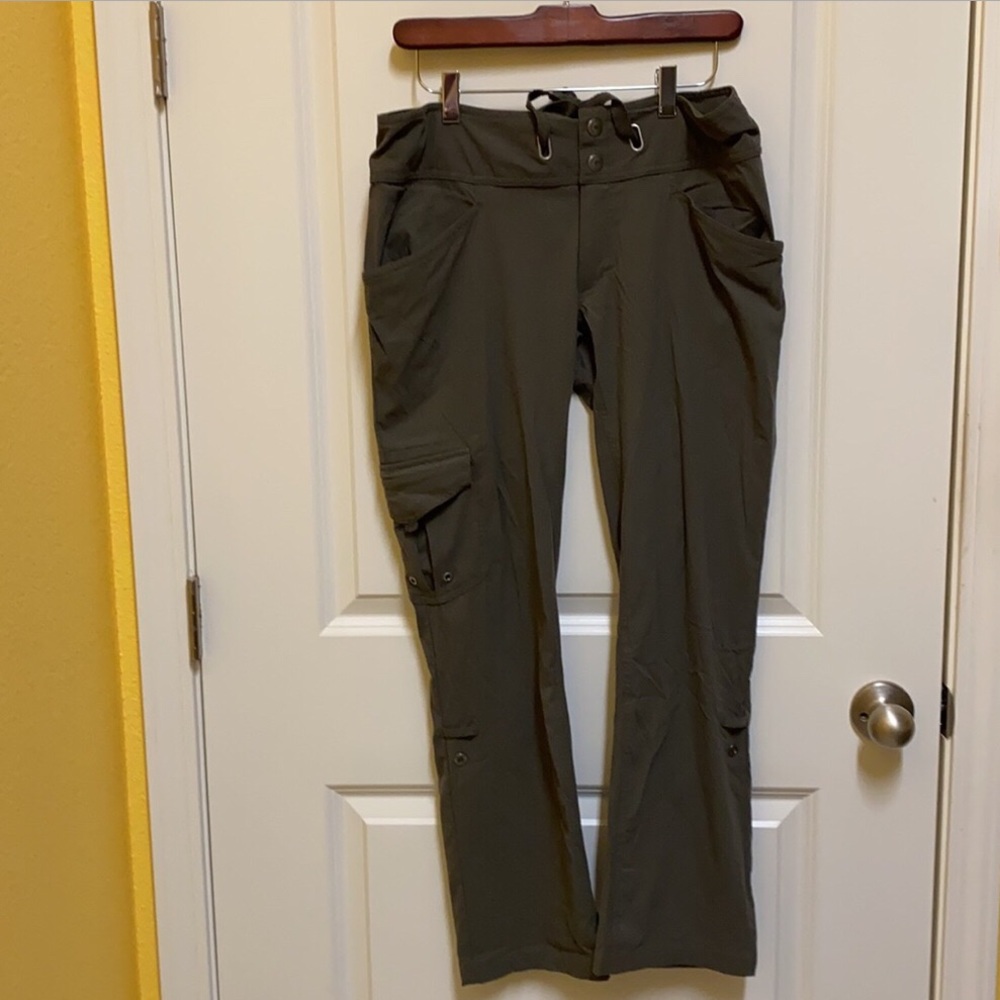 Women’s Columbia Olive Green Hiking Pants 8